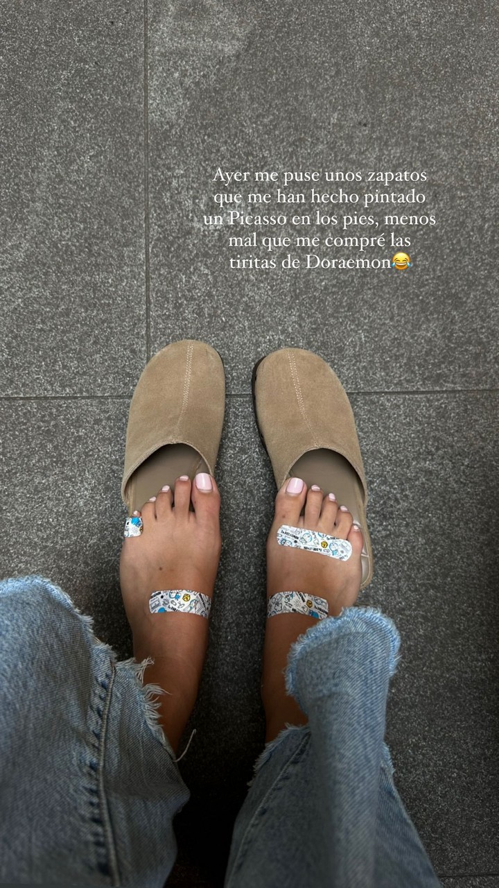 Melyssa Pinto Feet